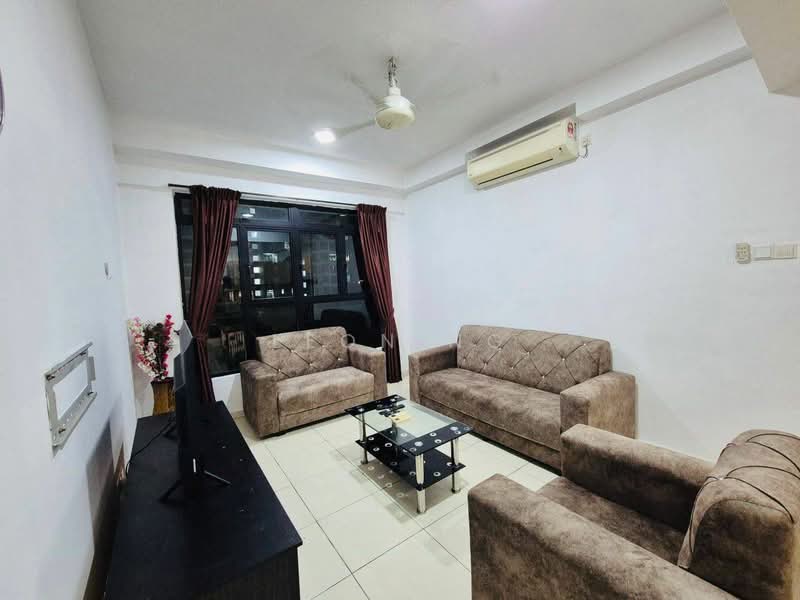 Servis Apartment untuk Dijual di The Garden Residences - Leon Ng - Living Room - PropertyGuru.com.my