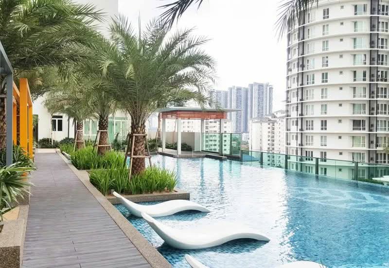 Servis Apartment untuk Disewa di Tiara Mutiara 2 - Wayne Lim - Pool - PropertyGuru.com.my