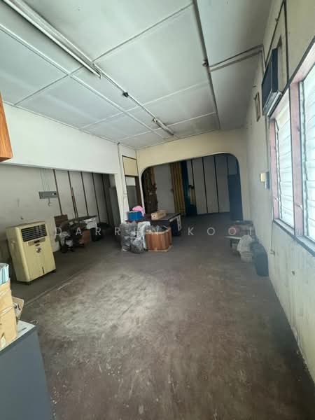 Shop / Office for Sale in Butterworth (Penang) - Darren Kooi - 1st floor Interior - PropertyGuru.com.my