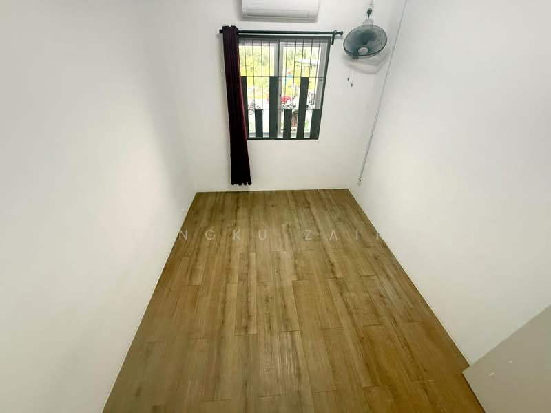 Rumah Teres 2 Tingkat untuk Dijual di Dengkil (Selangor) - Tengku Zairi - PropertyGuru.com.my