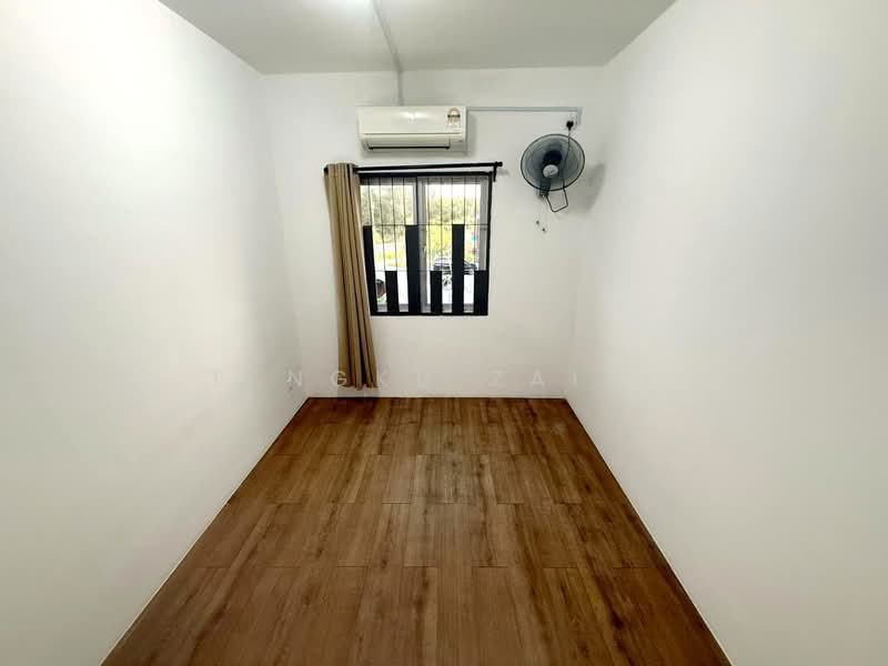 Rumah Teres 2 Tingkat untuk Dijual di Dengkil (Selangor) - Tengku Zairi - PropertyGuru.com.my