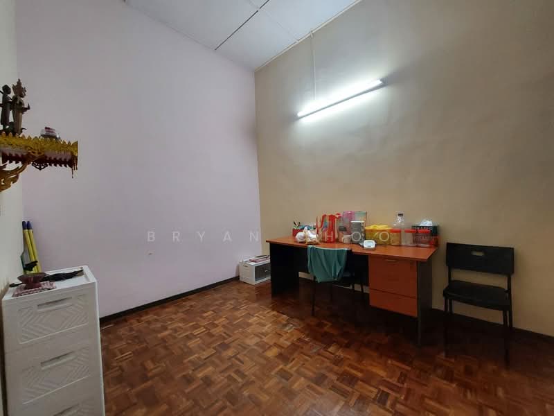 Rumah Teres 2 Tingkat untuk Dijual di Puchong (Selangor) - Bryan Choo - Study - PropertyGuru.com.my