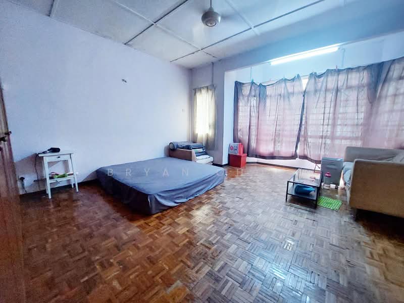 Rumah Teres 2 Tingkat untuk Dijual di Puchong (Selangor) - Bryan Choo - Living Room - PropertyGuru.com.my