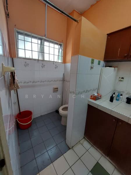 Rumah Teres 2 Tingkat untuk Dijual di Puchong (Selangor) - Bryan Choo - Bathroom - PropertyGuru.com.my