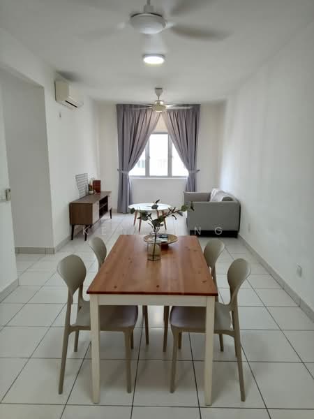 Pangsapuri untuk Disewa di Karisma @ Eco Majestic - Ken Fung - Living Room - PropertyGuru.com.my