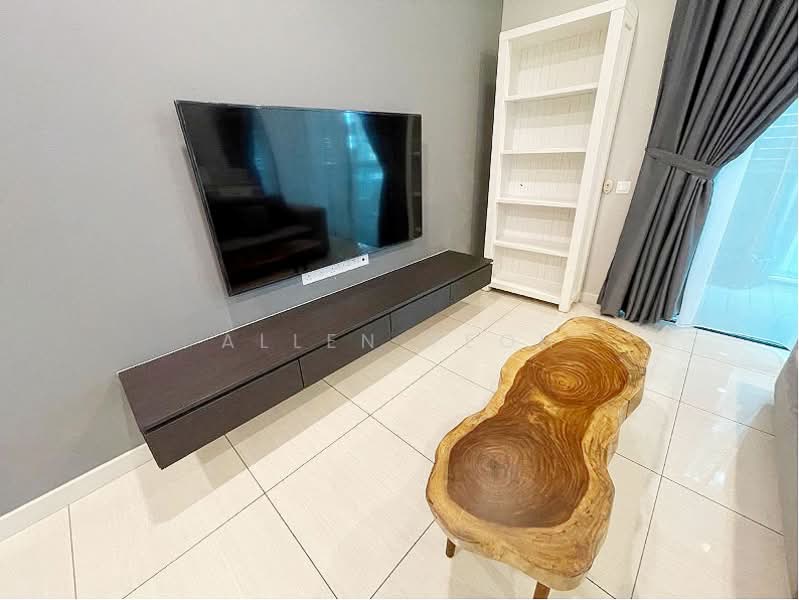 Kondominium untuk Dijual di The LIGHT COLLECTION II - Allen Yeoh - Living Room - PropertyGuru.com.my