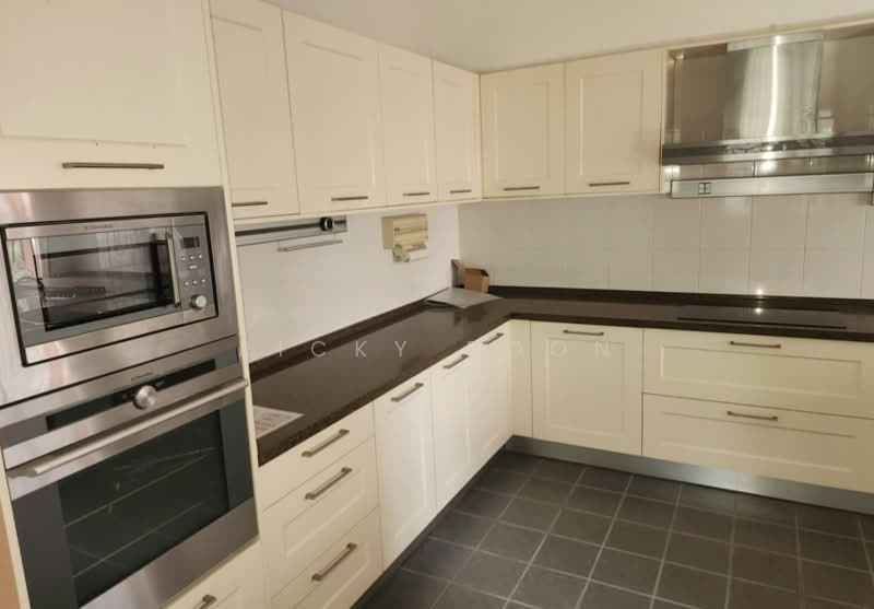 Rumah Banglo untuk Dijual di Taman Yarl (Jalan Klang Lama (Old Klang Road)) - Ricky Poon - Kitchen - PropertyGuru.com.my