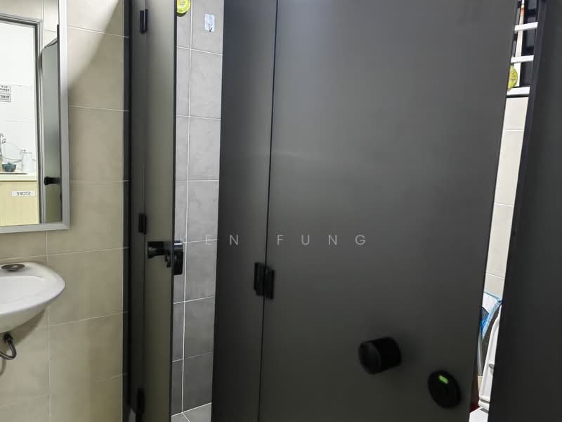 Servis Apartment untuk Disewa di Tiara Imperio Residence - Ken Fung - Bathroom - PropertyGuru.com.my