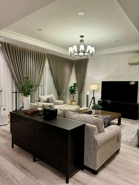 Semi-Detached House for Rent in Twentyfive7 (Tanjong Duabelas) - Vincent Tan - Living Room - PropertyGuru.com.my