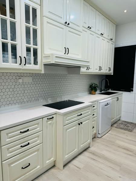 Semi-Detached House for Rent in Twentyfive7 (Tanjong Duabelas) - Vincent Tan - Kitchen - PropertyGuru.com.my