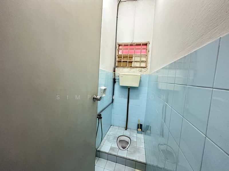 Rumah Teres 1 Tingkat untuk Dijual di Taman Johor Jaya (Johor Bahru) - Simpson Poh - PropertyGuru.com.my