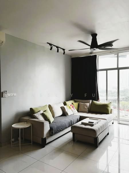 Kondominium untuk Dijual di Midfields 2 - Wesley Fu - Living Room - PropertyGuru.com.my