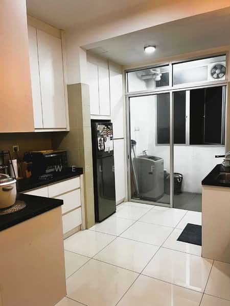 Kondominium untuk Dijual di Midfields 2 - Wesley Fu - Kitchen - PropertyGuru.com.my