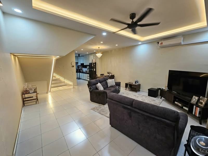Rumah Teres 2 Tingkat untuk Dijual di Pontian (Johor) - Leon Ng - Living Room - PropertyGuru.com.my