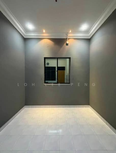 Rumah Teres 1 Tingkat untuk Disewa di Kelapa Sawit (Kulai) - Loh Lee Peng - PropertyGuru.com.my