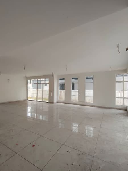 Semi-Detached House for Sale in Mutiara Rini (Skudai) - Shi Ting - PropertyGuru.com.my