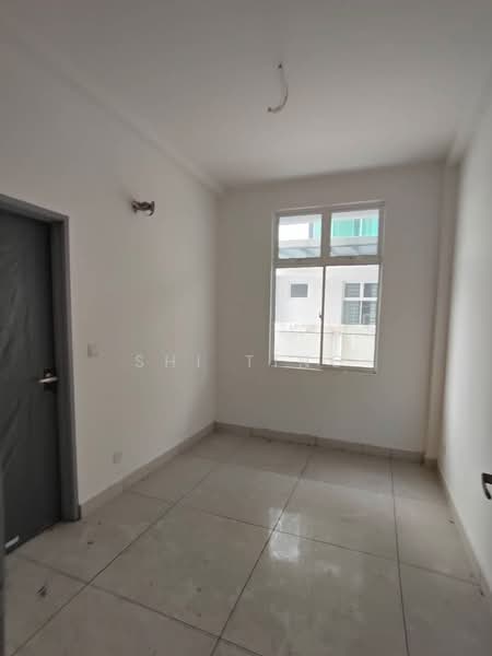 Semi-Detached House for Sale in Mutiara Rini (Skudai) - Shi Ting - PropertyGuru.com.my