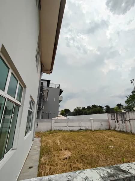Semi-Detached House for Sale in Mutiara Rini (Skudai) - Shi Ting - PropertyGuru.com.my