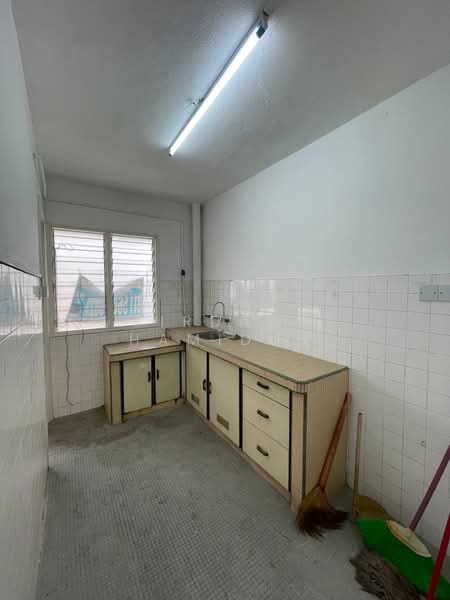 Flat for Sale at Inai - Firdaus Hamidun - PropertyGuru.com.my