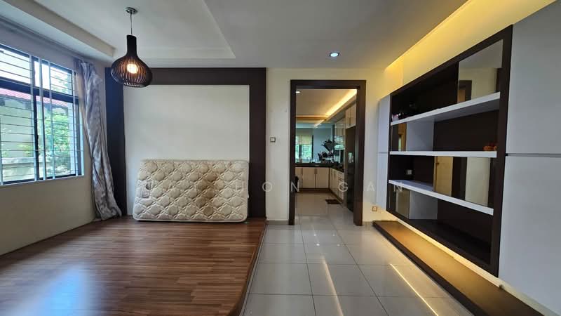 Rumah Berkembar untuk Disewa di Taman Desa Cheng Perdana 1 (Cheng) - Kai Hon Gan - Living Room - PropertyGuru.com.my