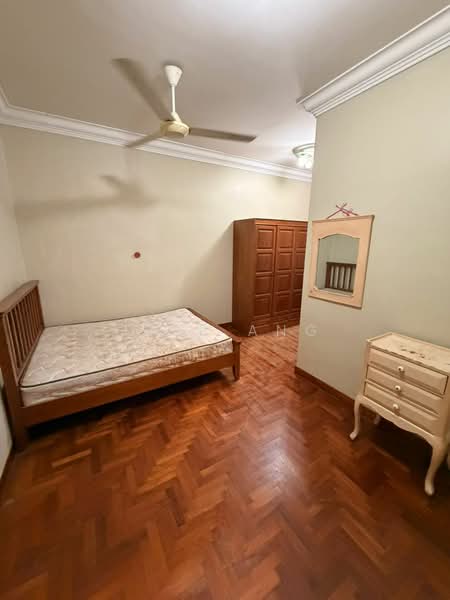 Rumah Berkembar untuk Dijual di Taman Perling (Perling) - Jeff Ang - Bedroom - PropertyGuru.com.my