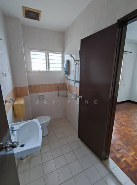 2-storey Terraced House for Sale in Setia Alam (Selangor) - Jay Yong - Bathroom - PropertyGuru.com.my