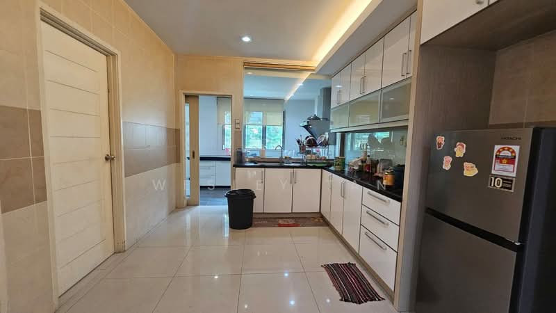 Rumah Berkembar untuk Disewa di Taman Desa Cheng Perdana 1 (Cheng) - Wesley Tan - Kitchen - PropertyGuru.com.my