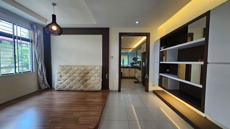 Rumah Berkembar untuk Disewa di Taman Desa Cheng Perdana 1 (Cheng) - Wesley Tan - Living Room - PropertyGuru.com.my