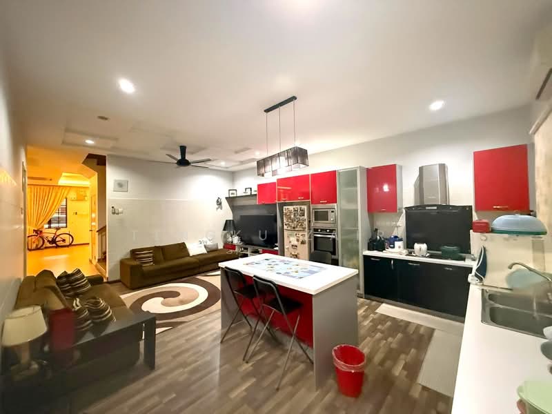 Rumah Berkembar untuk Dijual di Bandar Nusaputra (Puchong) - Tengku Zairi - PropertyGuru.com.my