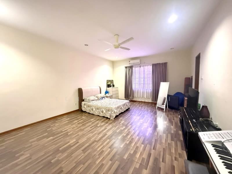 Rumah Berkembar untuk Dijual di Bandar Nusaputra (Puchong) - Tengku Zairi - PropertyGuru.com.my