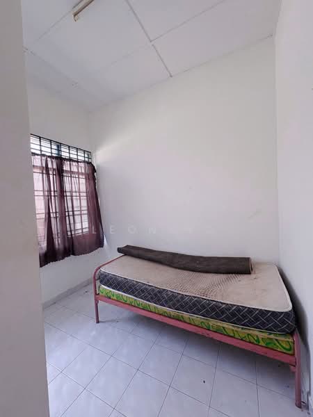 1-storey Terraced House for Sale in Kulai (Johor) - Leon Ng - Bedroom - PropertyGuru.com.my