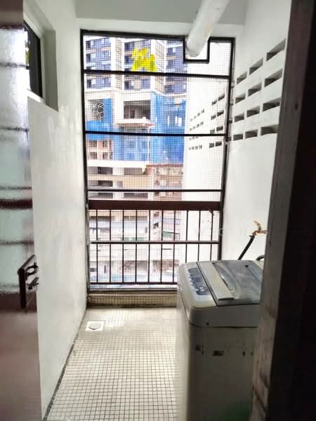 Kondominium untuk Disewa di Abdullah Hukum Apartment - Jackson Wong - Balcony - PropertyGuru.com.my