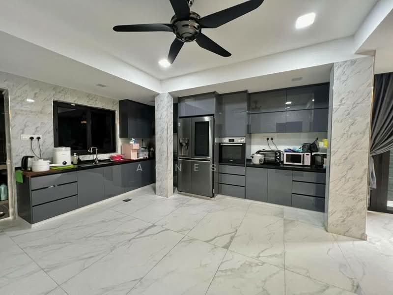 Semi-Detached House for Sale in Taman Pelangi (Johor Bahru) - Agnes . - PropertyGuru.com.my
