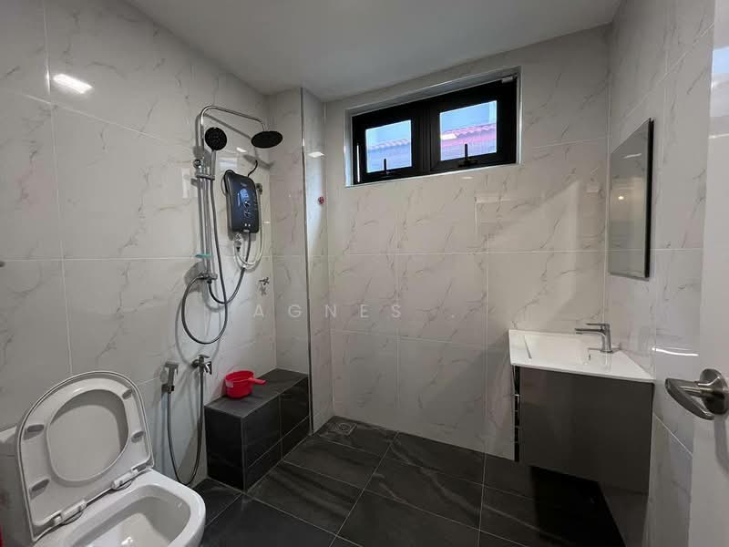 Semi-Detached House for Sale in Taman Pelangi (Johor Bahru) - Agnes . - PropertyGuru.com.my
