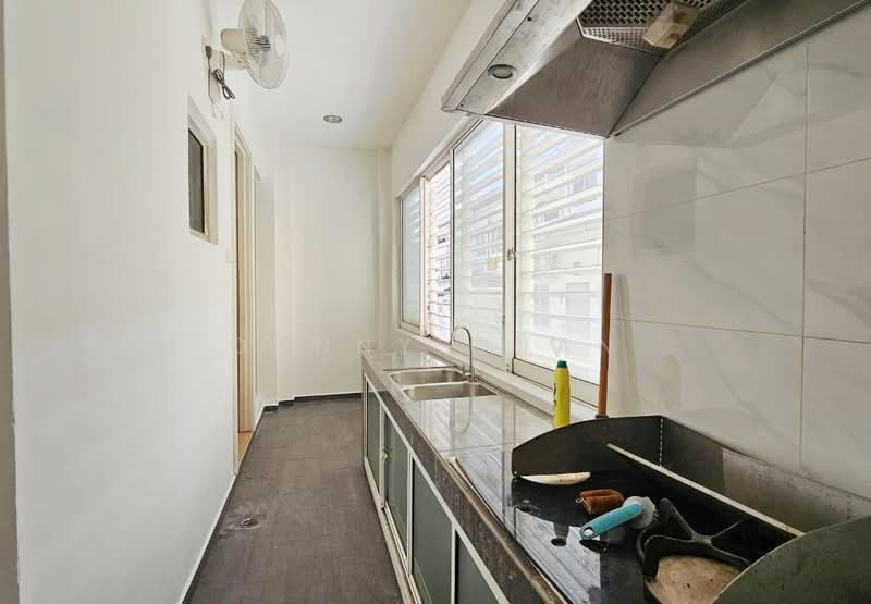 Rumah Teres 2 Tingkat untuk Disewa di Cheras (Selangor) - Danny Chan - Kitchen - PropertyGuru.com.my