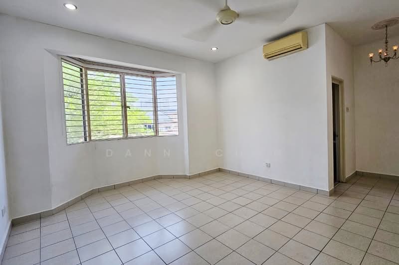 Rumah Teres 2 Tingkat untuk Disewa di Cheras (Selangor) - Danny Chan - Living Room - PropertyGuru.com.my