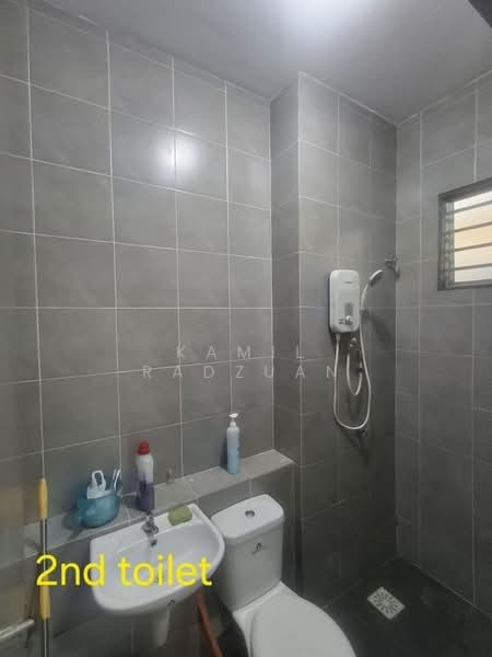 Condominium for Rent at Idaman Abadi - Kamil Radzuan - Bathroom - PropertyGuru.com.my