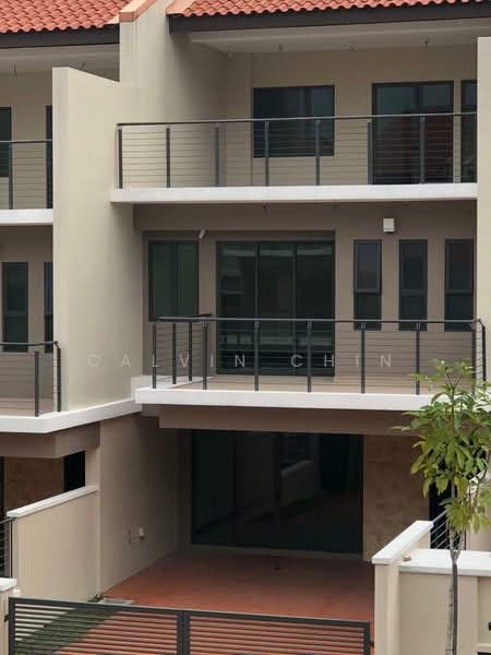 Rumah Teres 3 Tingkat untuk Dijual di Taman Taynton View (Cheras) - calvin Chin - Exterior - PropertyGuru.com.my