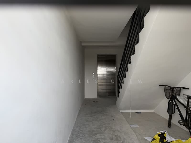Shop for Sale in Bandar Tropicana Aman (Telok Panglima Garang) - Charles Chew - PropertyGuru.com.my