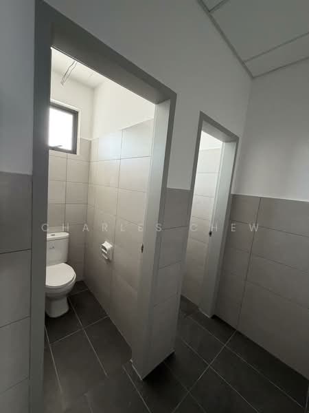 Shop for Sale in Bandar Tropicana Aman (Telok Panglima Garang) - Charles Chew - PropertyGuru.com.my