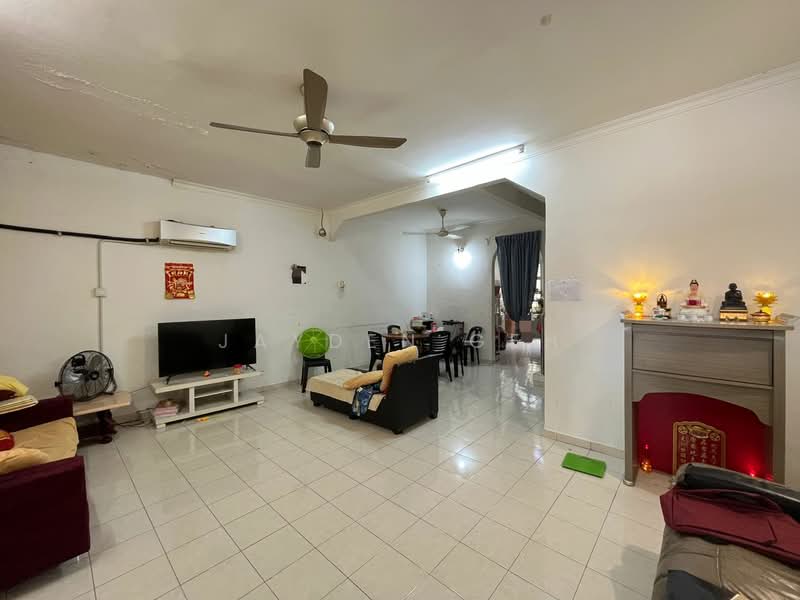 Rumah Teres 2 Tingkat untuk Dijual di Taman Desa Seraya (Alor Setar) - Jayden Geh - Living Room - PropertyGuru.com.my