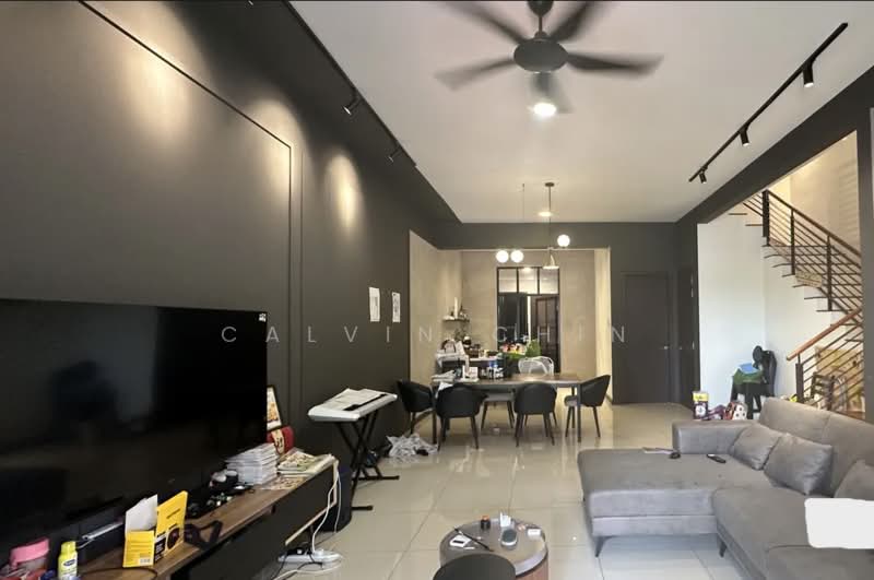 Rumah Teres 3 Tingkat untuk Dijual di Taman Taynton View (Cheras) - calvin Chin - Living Room - PropertyGuru.com.my