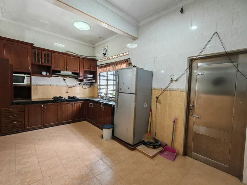 Rumah Teres 2 Tingkat untuk Dijual di Taman Nusa Bestari (Iskandar Puteri (Nusajaya)) - Iden Tan - Kitchen - PropertyGuru.com.my