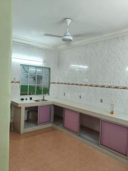 Rumah Teres 2 Tingkat untuk Disewa di Bandar Bukit Tinggi (Klang) - M.K. Heng - Kitchen - PropertyGuru.com.my