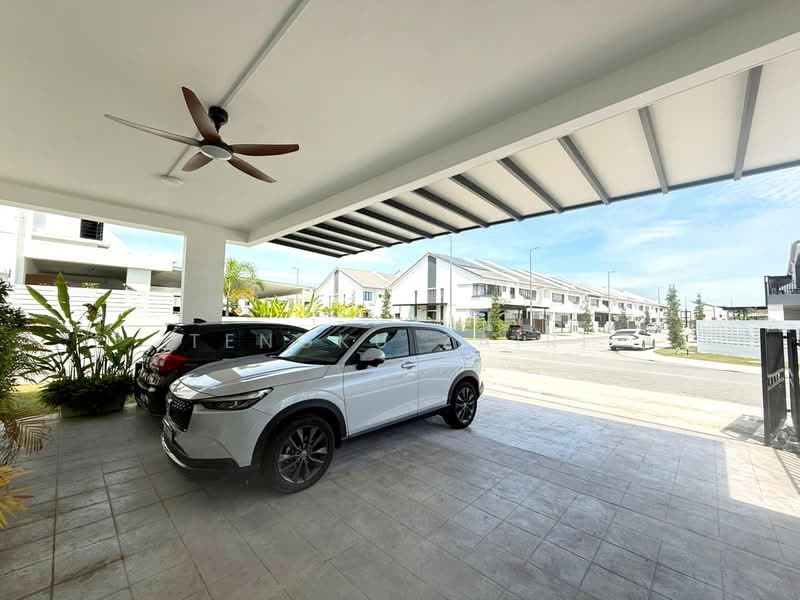 Semi-Detached House for Sale in Cyberjaya (Selangor) - Tengku Zairi - PropertyGuru.com.my
