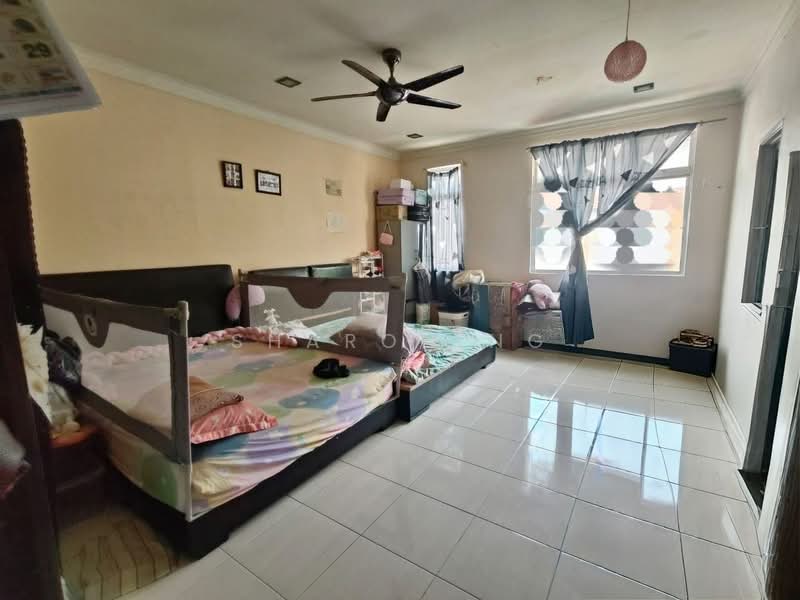 Rumah Bandar untuk Dijual di Johor Bahru (Johor) - Sharon Ng - Bedroom - PropertyGuru.com.my