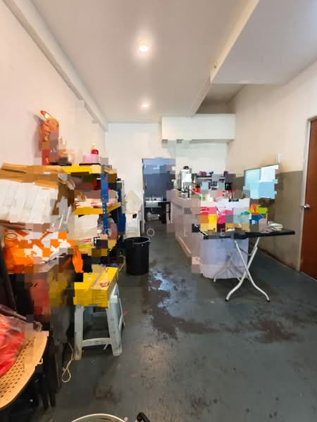 Kedai untuk Disewa di Taman Ungku Tun Aminah (Skudai) - Coco Lee - Interior - PropertyGuru.com.my