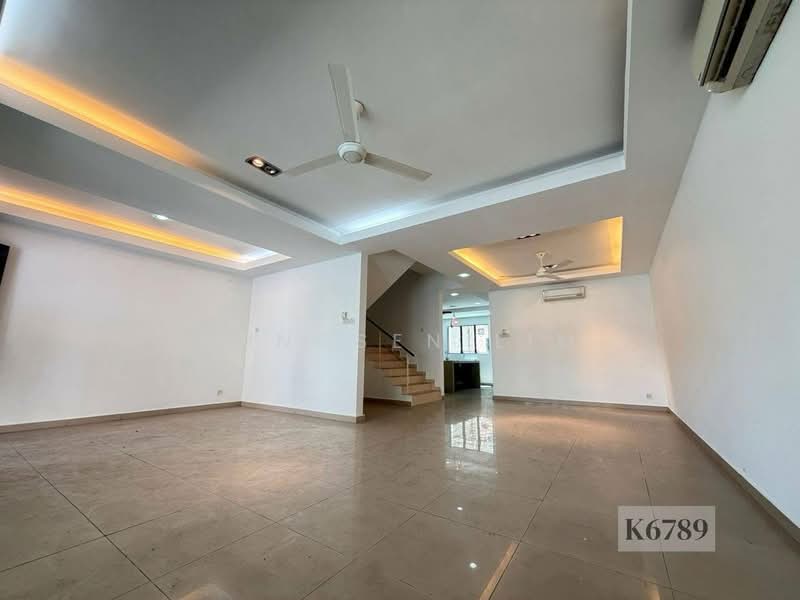 2-storey Terraced House for Sale in Bandar Bukit Tinggi 2 (Klang) - Yongsen Lim - Living Room - PropertyGuru.com.my