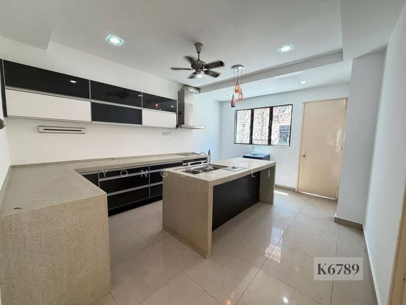 2-storey Terraced House for Sale in Bandar Bukit Tinggi 2 (Klang) - Yongsen Lim - Kitchen - PropertyGuru.com.my