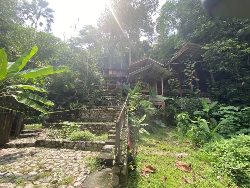 Residential Land for Sale in Kampung Bukit Lanjan (Sungai Penchala) - Amril Najmin - PropertyGuru.com.my